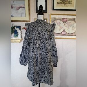 Stradivarius Black and White Floral Long Sleeve Dress